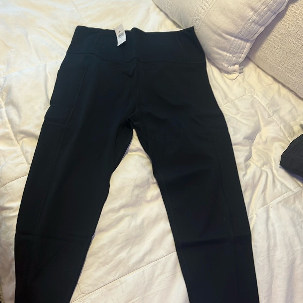 NWT Lou & Grey Black Leggings with Pockets Size XL